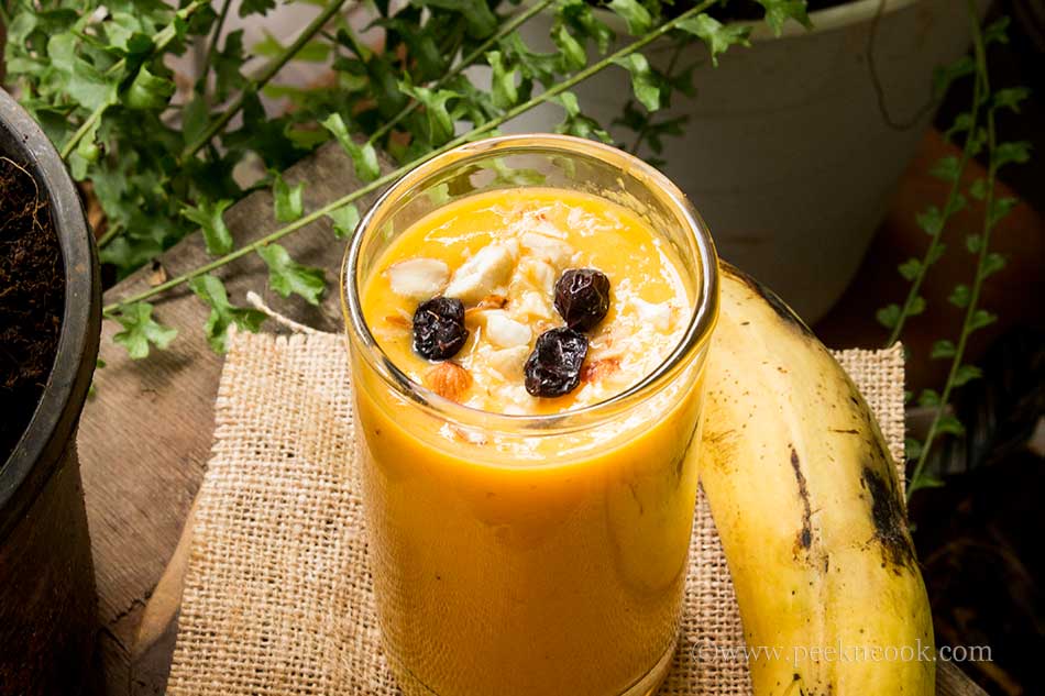 Mango Banana Milkshake | Easy Recipes to Peek and Cook | PeekNCook